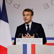 «Nous n'oublions pas» le journaliste otage Olivier Dubois, assure Emmanuel Macron