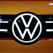 Covid: Volkswagen met à l'arrêt deux usines en Chine, où il est déjà à la peine