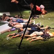 Promotion 2022 du Centre National des arts du cirque : l'éloge du moche