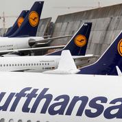 Lufthansa: perte divisée par trois en 2021, l'Ukraine source de «grande incertitude» pour 2022