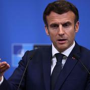 Présidentielle 2022 : Emmanuel Macron à la conquête des Français d'outre-mer