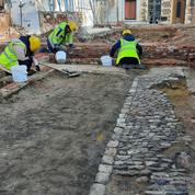 «Une découverte unique» : les vestiges d'une voie romaine exhumés dans le centre de Louvain