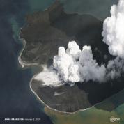 Indonésie : l'Anak Krakatoa en éruption, nuage de cendres de 3 km de haut
