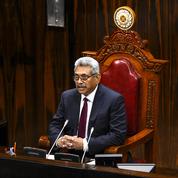 Le Sri Lanka paralysé par une grève générale appelant au départ du président Rapajaksa