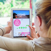 Grâce à la reprise des voyages, Airbnb tourne la page Covid