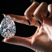 À Genève, le plus gros diamant blanc jamais mis aux enchères