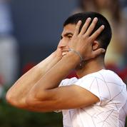 Tennis : au terme d'un long combat, Alcaraz efface Nadal et rejoint Djokovic