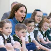 Fous rires et mimiques : en photos, Kate Middleton et le prince William comme à la récré dans une école de Glasgow
