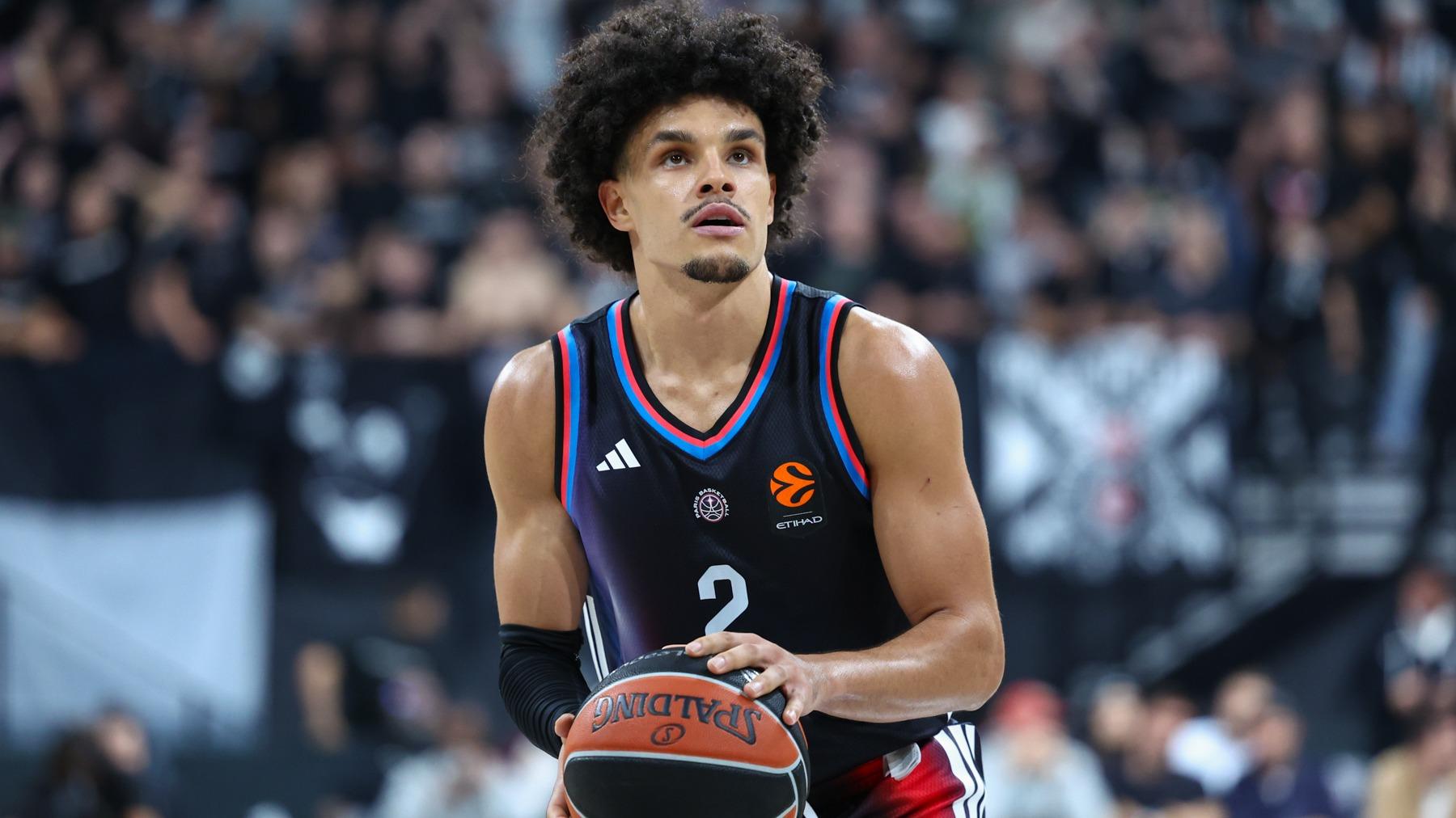 Basket : Nadir Hifi offre la victoire au Paris Basketball face au Mans