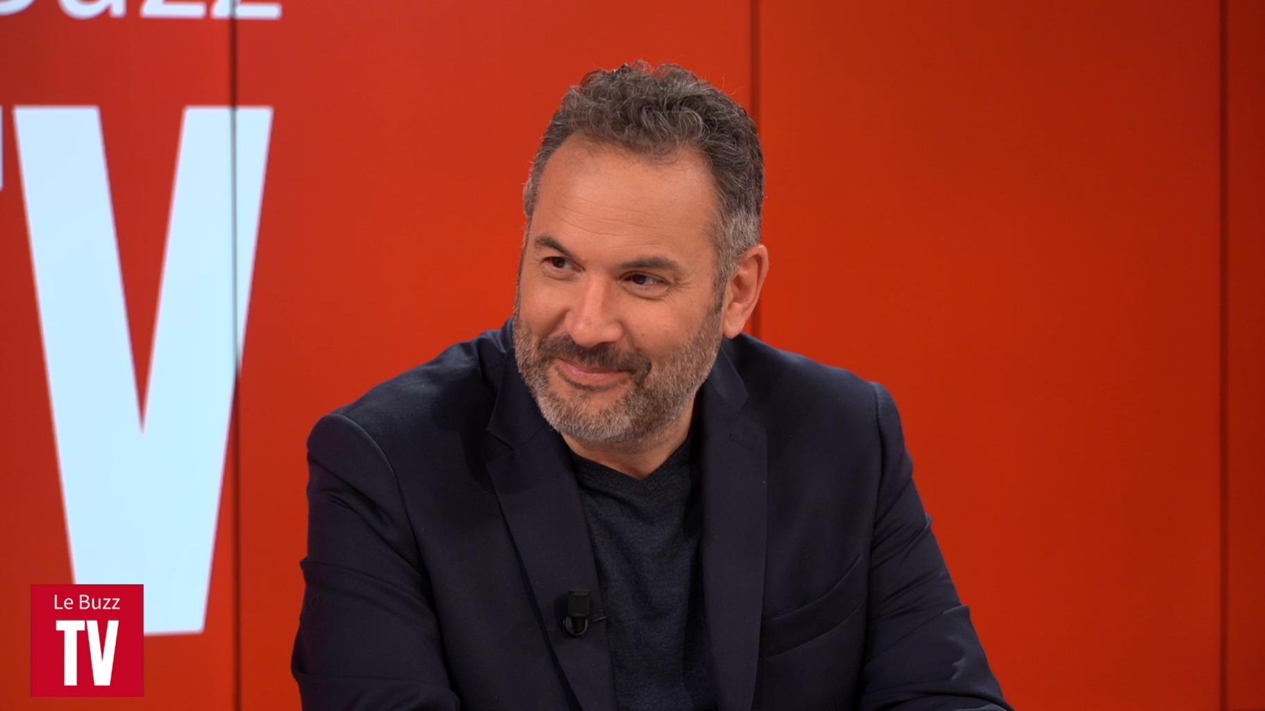 Bruce Toussaint se confie sur sa convalescence après sa fracture de l’épaule, quelques semaines après la fin de « Bonjour ! » — People & Médias