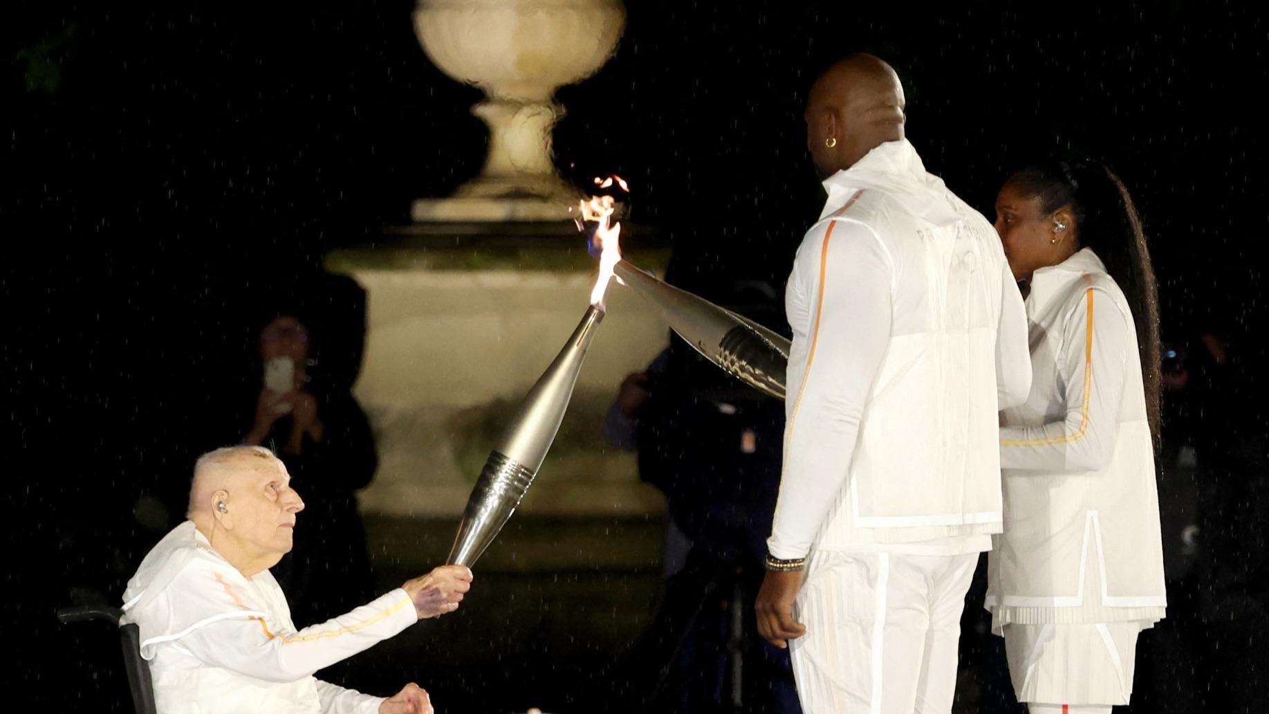 JO Paris 2024 : Charles Coste, 100 ans, a marqué la cérémonie d’ouverture