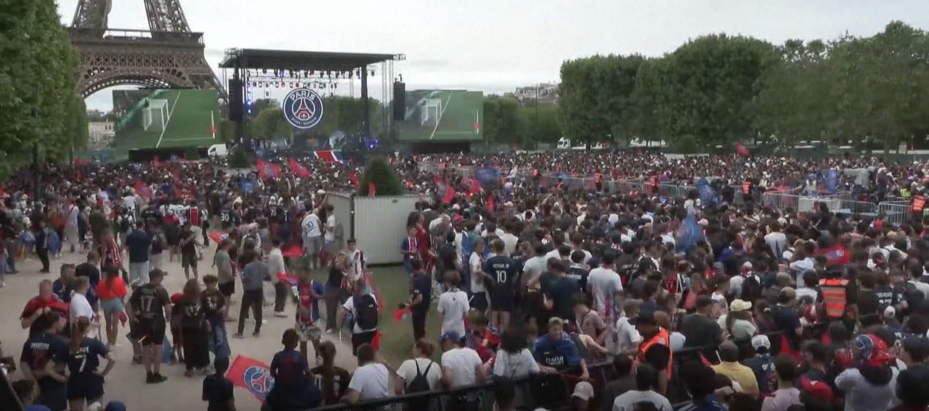 EN DIRECT - Victoire du PSG : les joueurs attendus au Champ-de-Mars pour une fête sous haute surveillance après la nuit de violences
