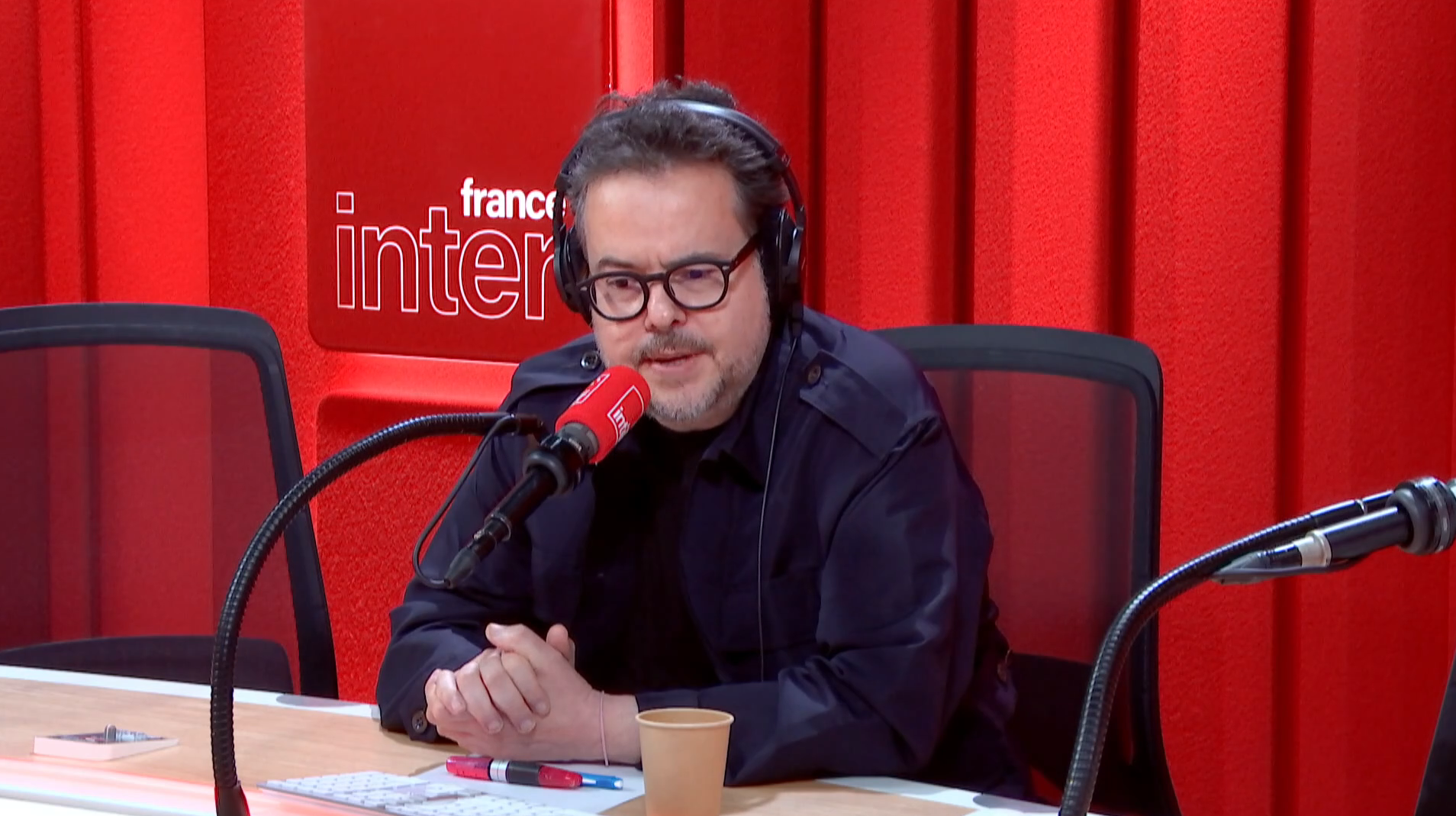 Nicolas Demorand évoque son internement de force en psychiatrie en raison de sa bipolarité — People & Médias