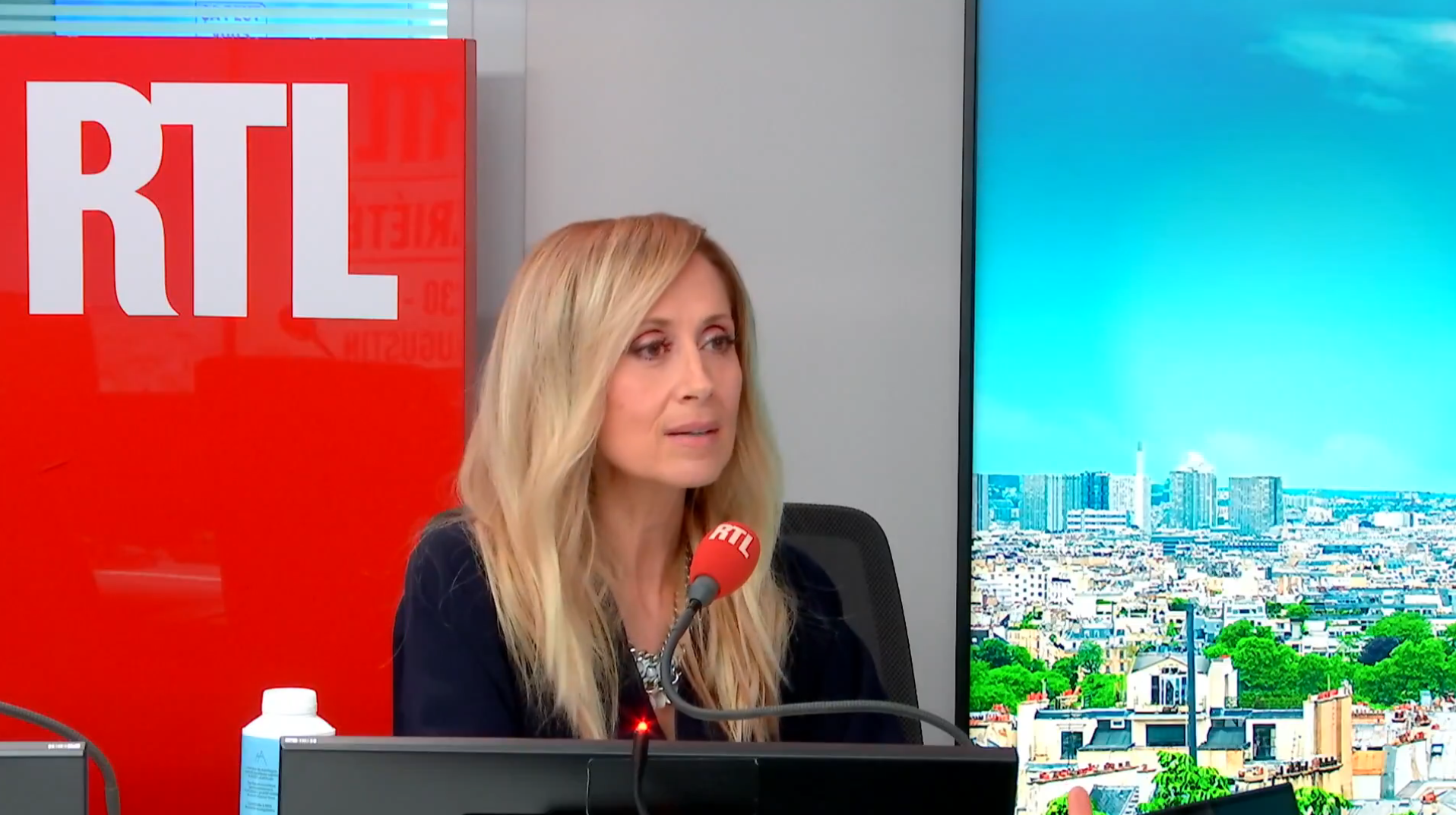 Lara Fabian revient sur sa participation à l’Eurovision : une expérience empreinte d’émotions selon TV Magazine — People & Médias