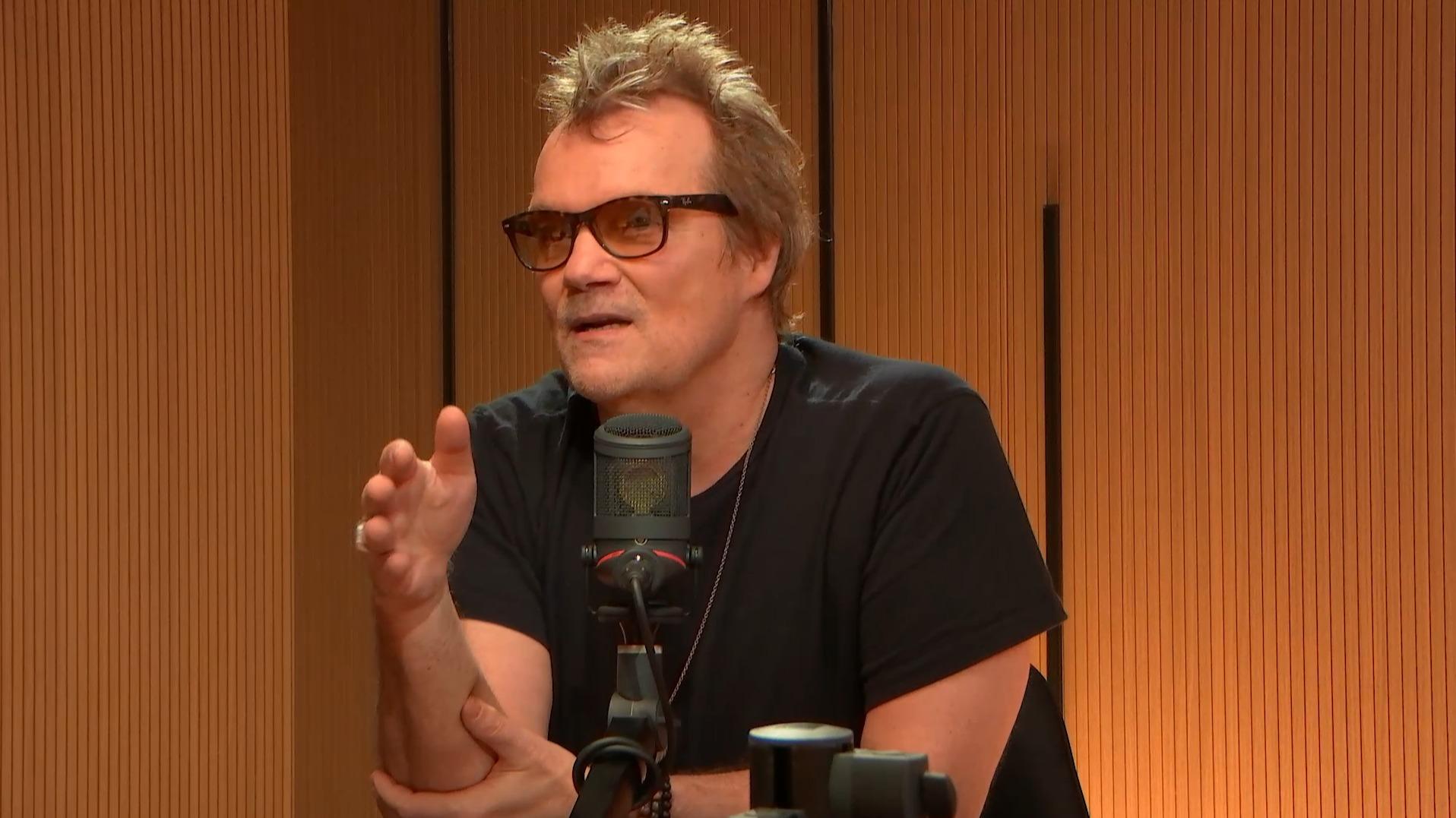 Axel Bauer partage son expérience face aux cancers et insiste sur l'importance de la prévention — People & Médias