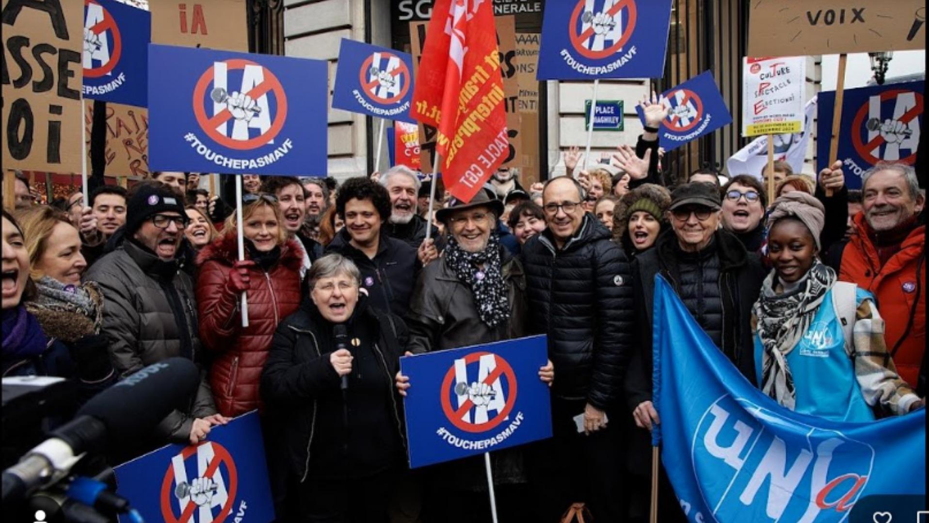 Quand la voix contrefaite de Sylvester Stallone devient le symbole de la lutte des comédiens contre l’IA