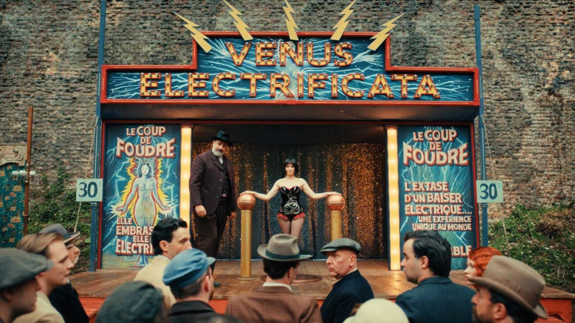 « Horlogerie scénaristique » ou « pire film d’ouverture de festival depuis dix ans », le clivage de La Vénus électrique