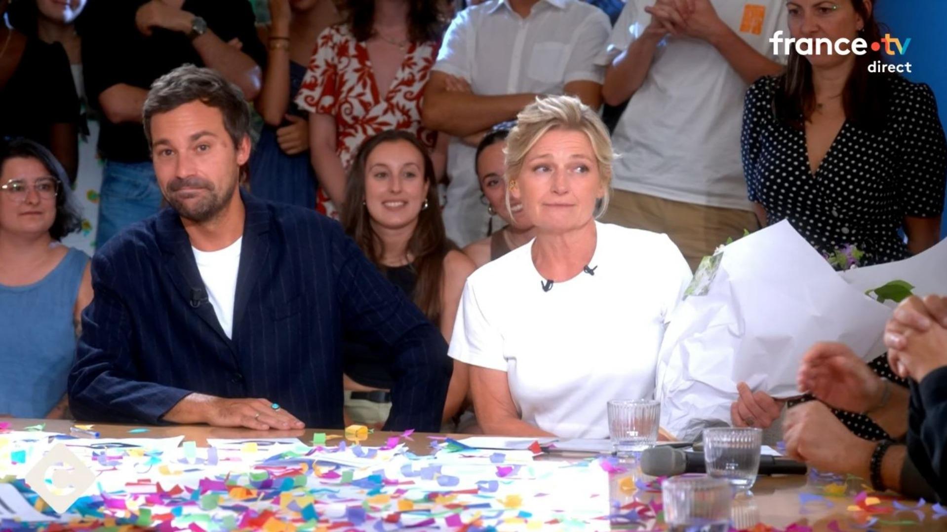 Anne-Élisabeth Lemoine conclut sa neuvième saison de Télématin sur France 5 sous les confettis — Divertissement