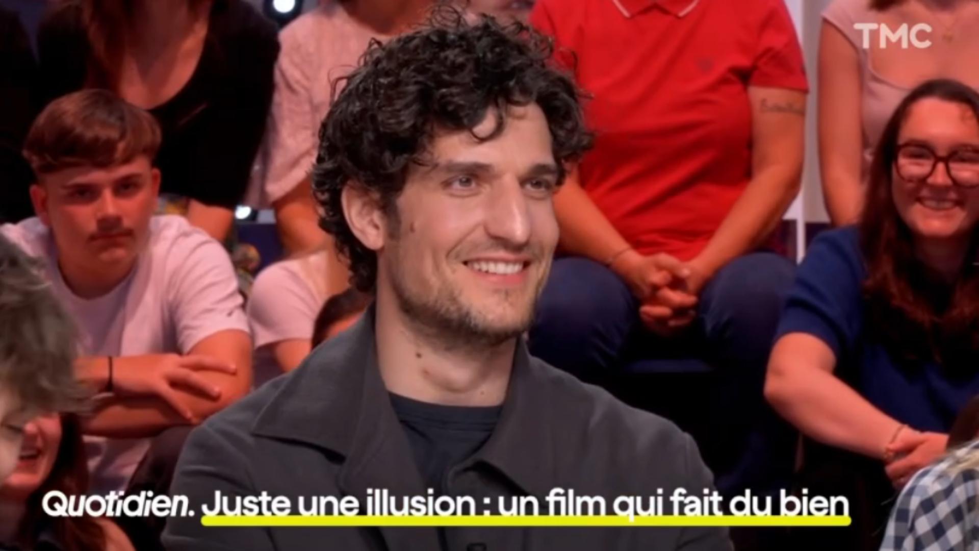 Louis Garrel évoque une anecdote embarrassante de son adolescence sur le plateau de Quotidien — People & Médias