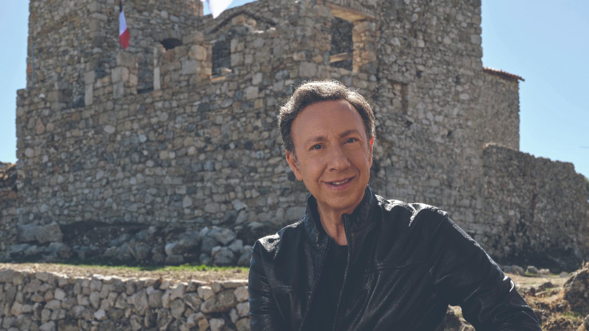 Selon TV Magazine, Stéphane Bern s'impose comme un artiste de la réinvention à la télévision française — People & Médias