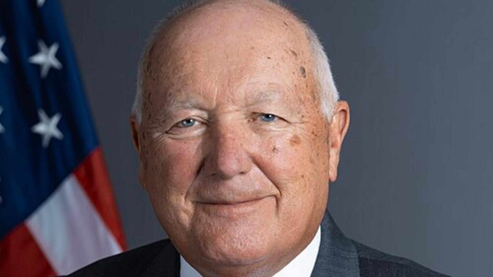 Accusation d’ingérence, réputation sulfureuse... Au Canada, la colère monte contre l’ambassadeur des États-Unis