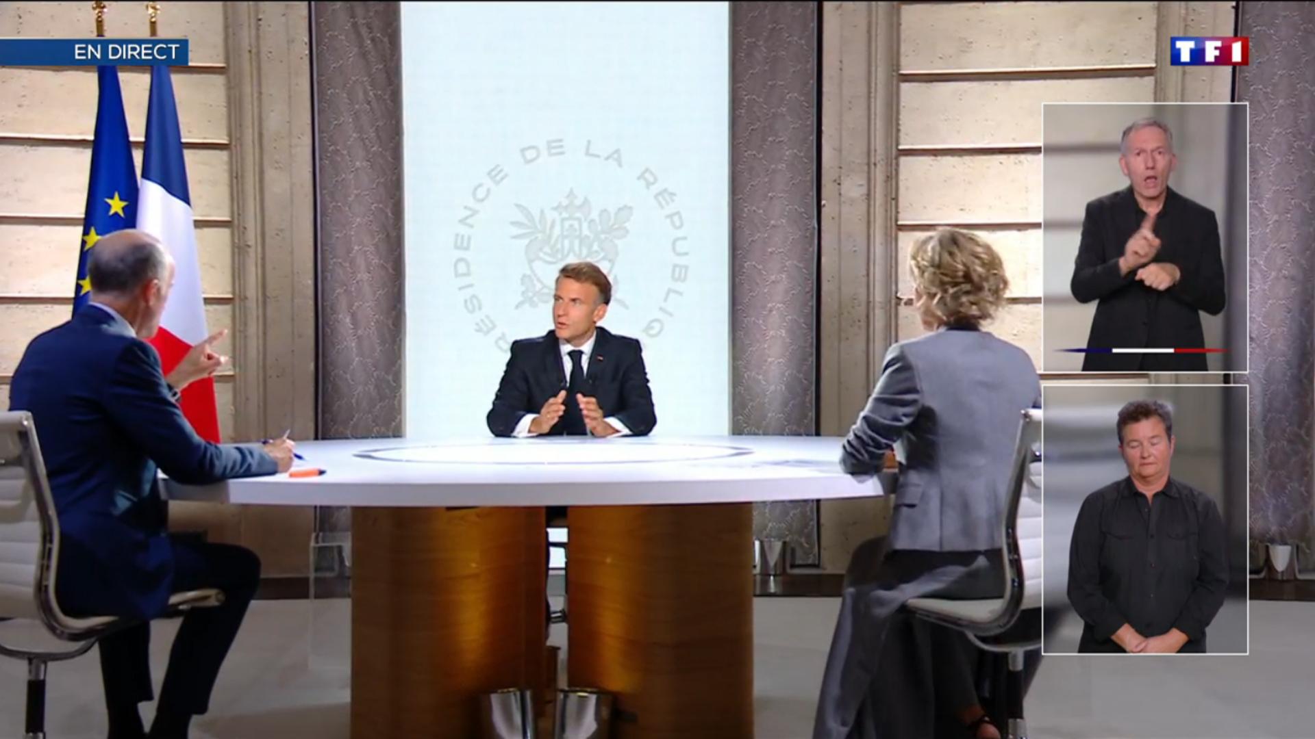 Emmanuel Macron se pose en protecteur et défend son bilan
