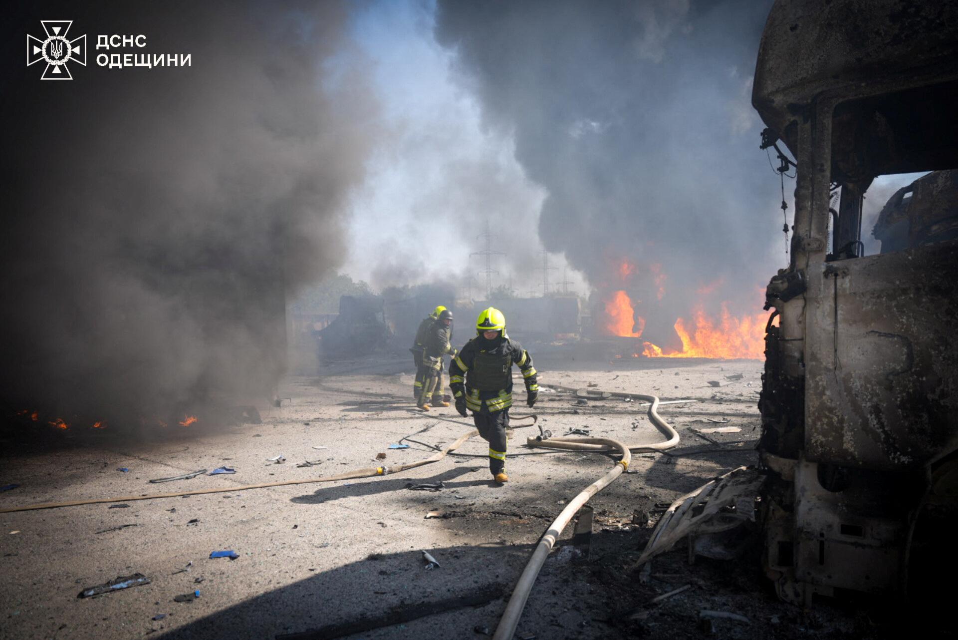 Guerre en Ukraine : de nouvelles frappes mortelles au lendemain d'une attaque russe «massive»