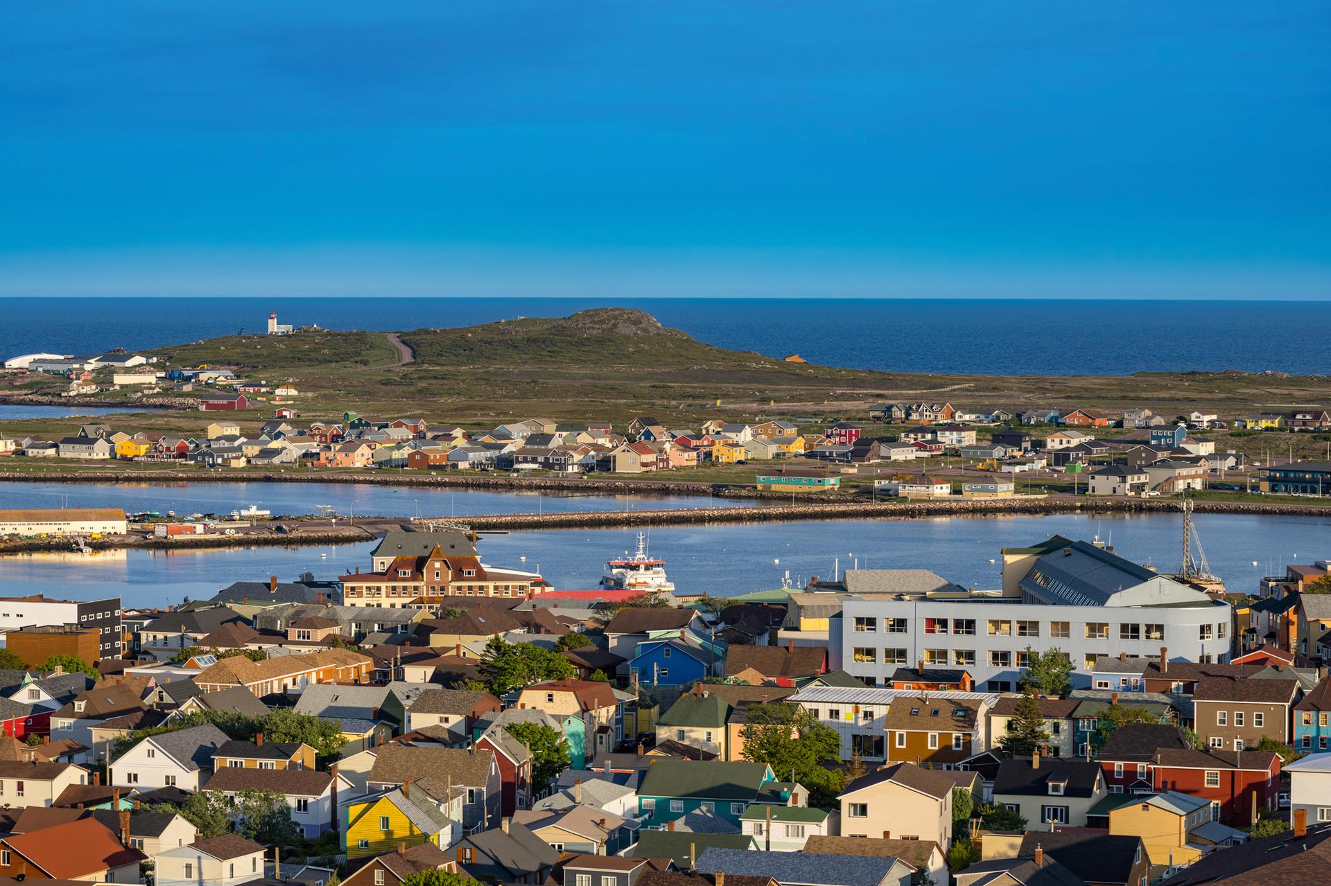 Saint-Pierre-et-Miquelon : être Français au bout du monde