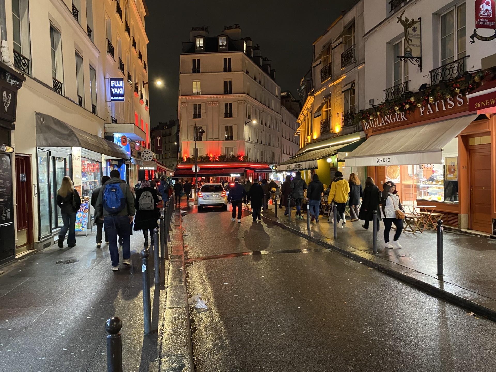 «Ça m’a bousillé la vie»: le récit d’une nuit cauchemardesque d’une jeune femme droguée à Paris puis violée par deux inconnus