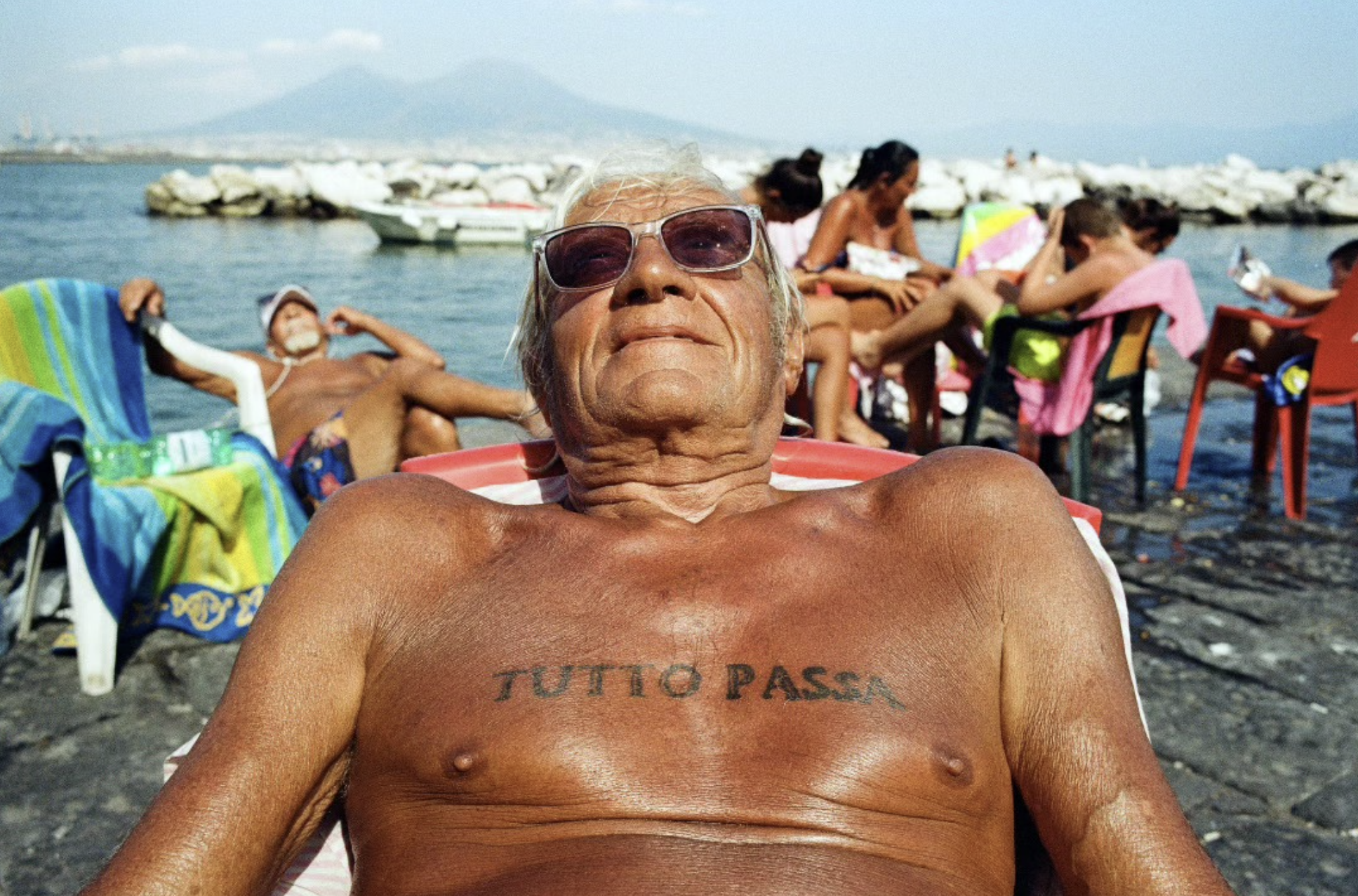 «Tutto passa», «Tout passe» : les leçons de vie d’Antonio, ce vieux Napolitain dont la philosophie a séduit jusqu’à Brad Pitt