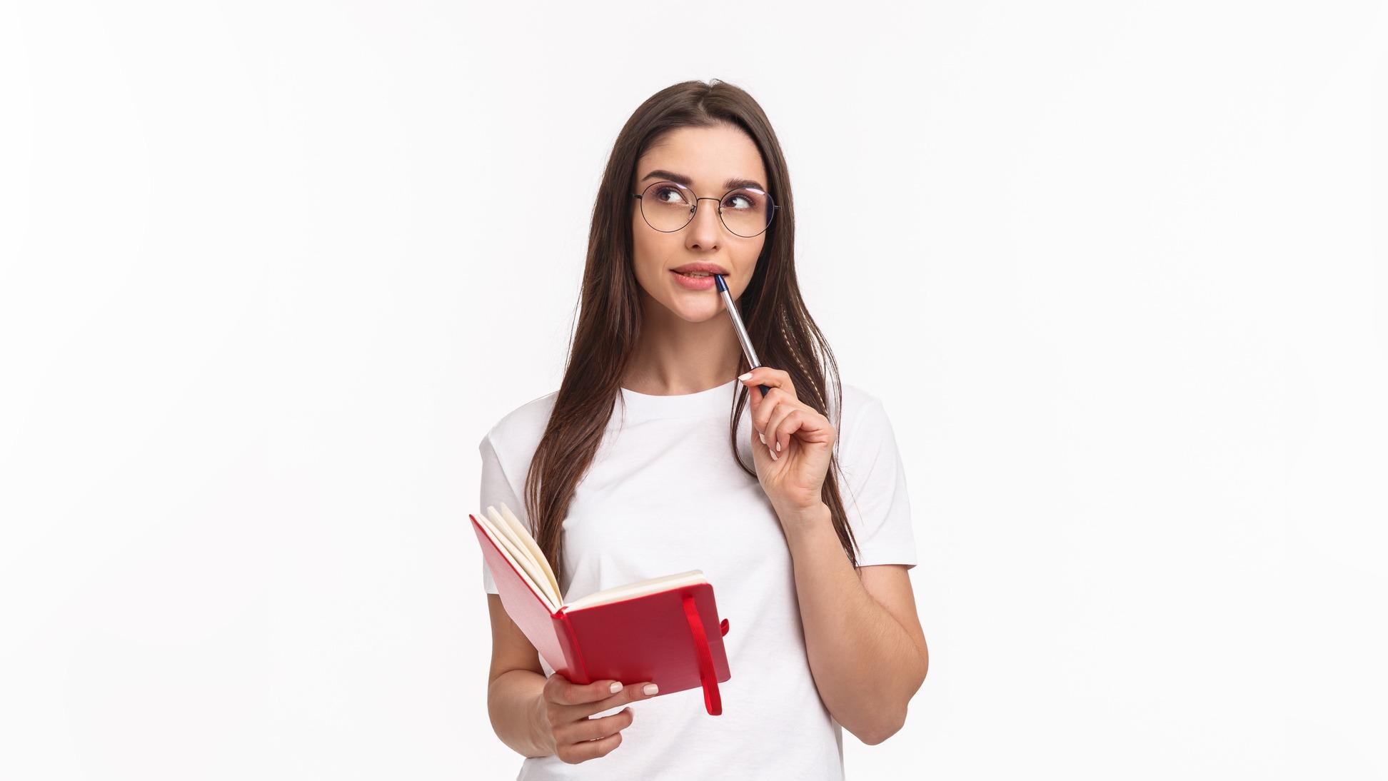 «Fascinant», «nostalgie», «trivial»... Connaissez-vous l’origine de ces mots ?