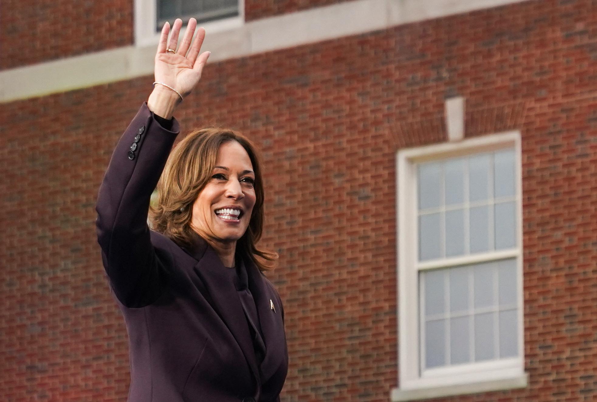 Élection présidentielle américaine : quel avenir pour Kamala Harris après sa défaite face à Donald Trump ?