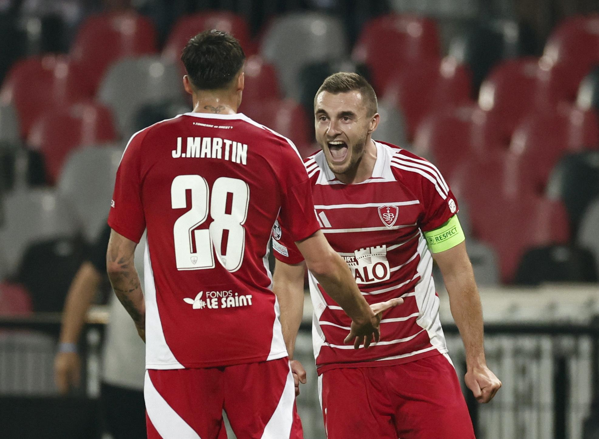 Ligue des Champions : le coup de canon de Magnetti... Découvrez les buts de Brest-Sturm Graz