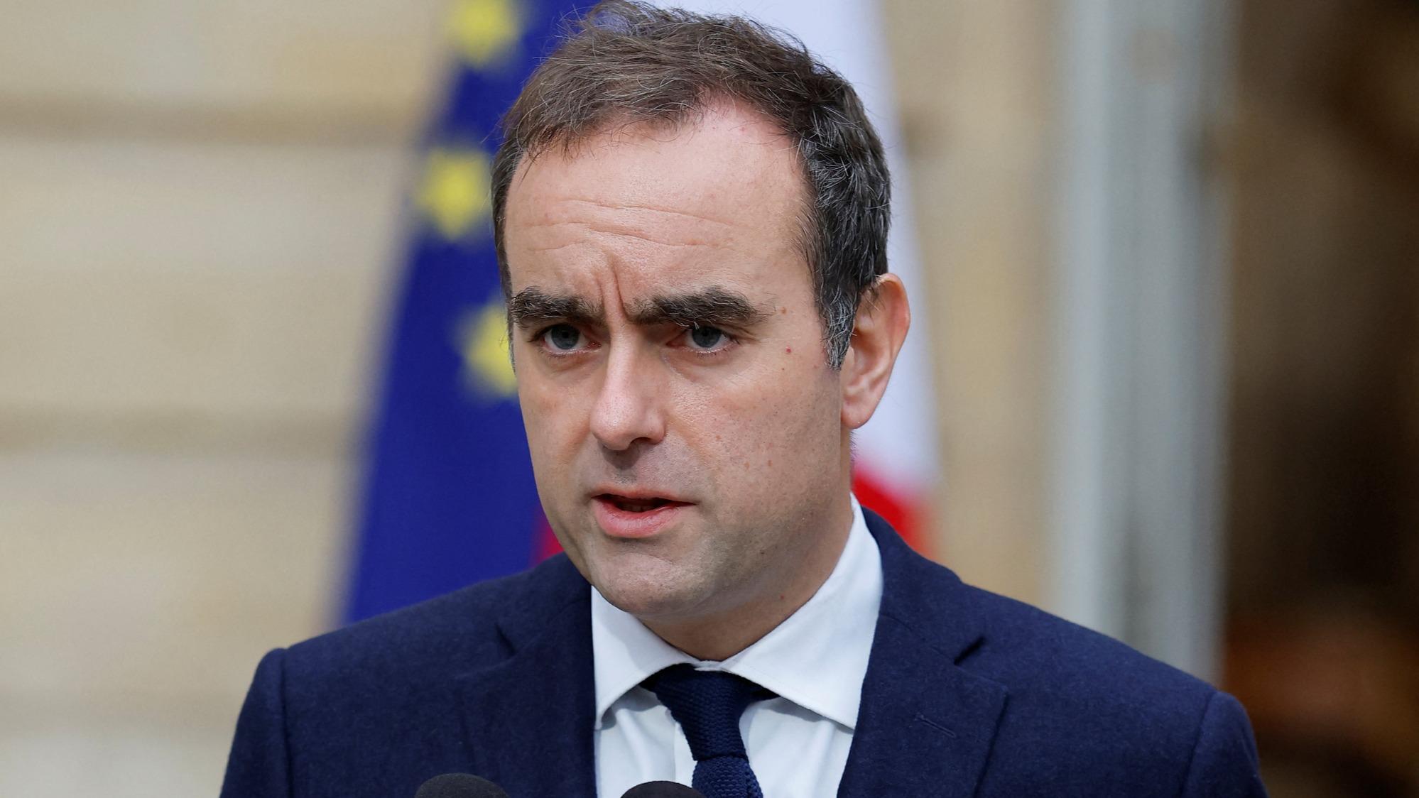 Les ministres restés en poste quelques heures n’auront pas droit aux indemnités, annonce Lecornu