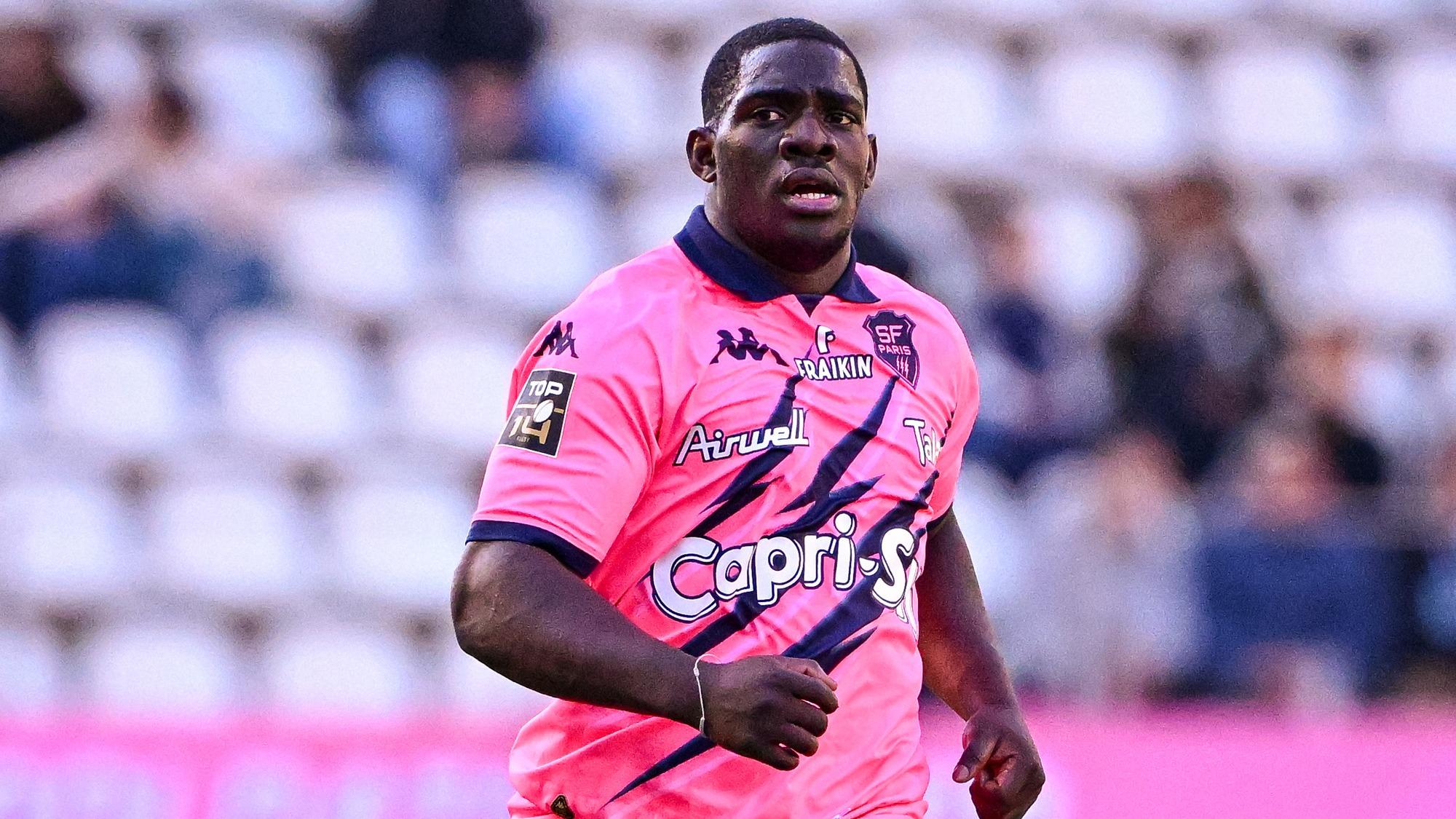 « C’est la nuit que c’est le plus insupportable » : pour le jeune Isaac Koffi, gravement blessé, un quotidien entre douleurs et espoirs