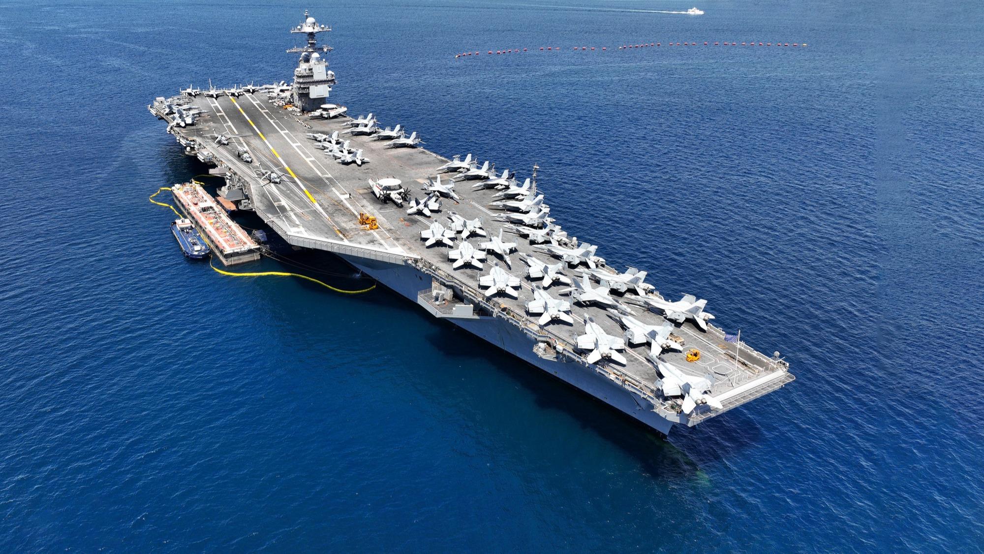 Guerre au Moyen-Orient : le porte-avions américain USS Gerald Ford rentre au port après un déploiement record de plus de 300 jours