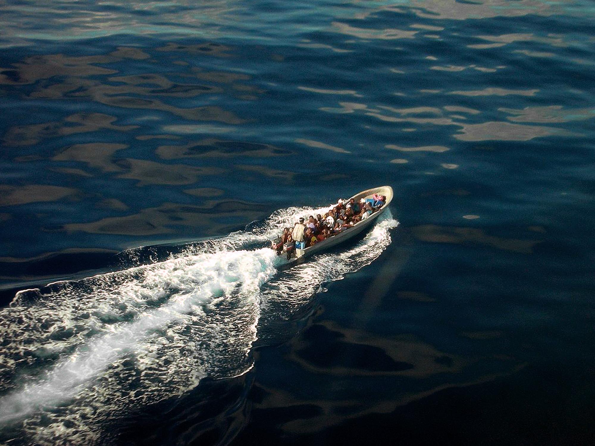 Une pirogue chavire au large de Mayotte, plusieurs victimes