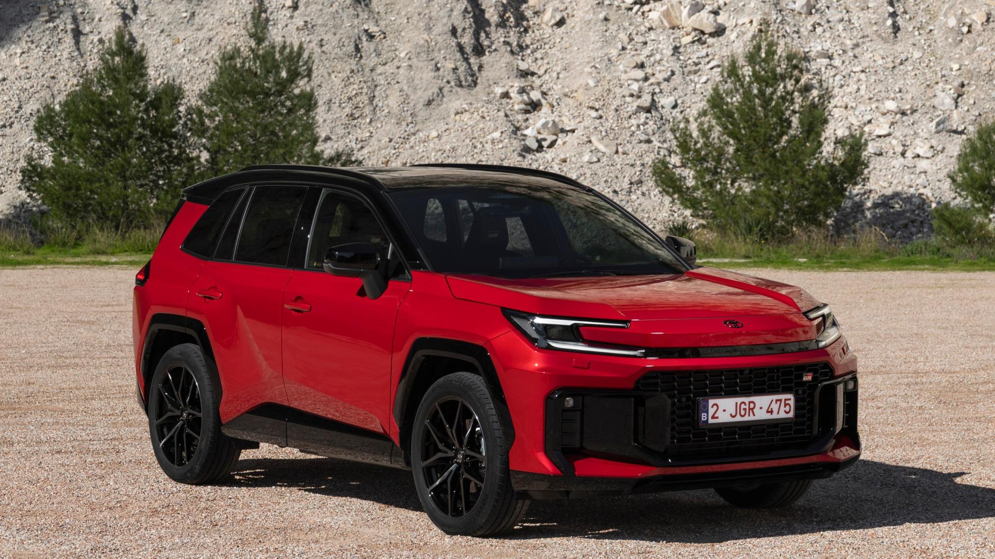 Toyota Rav4 hybride GR, sur le toit du monde