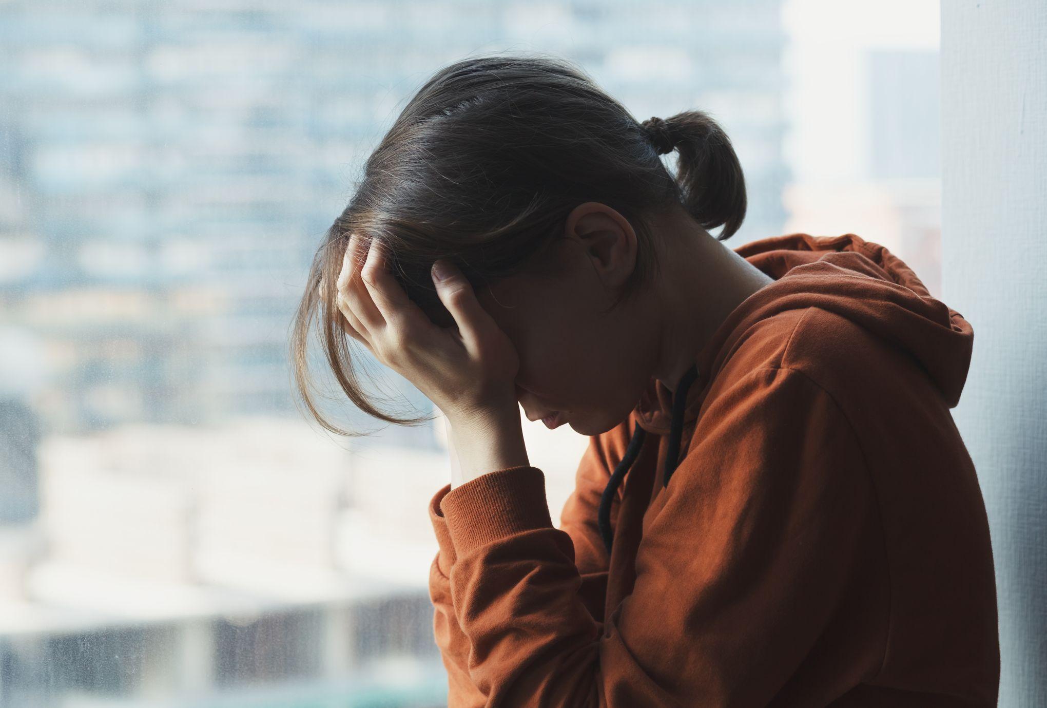 «Elle a été prise dans une spirale infernale de vidéos morbides et je n’ai rien vu venir» : une mère raconte l’emprise de TikTok sur sa fille