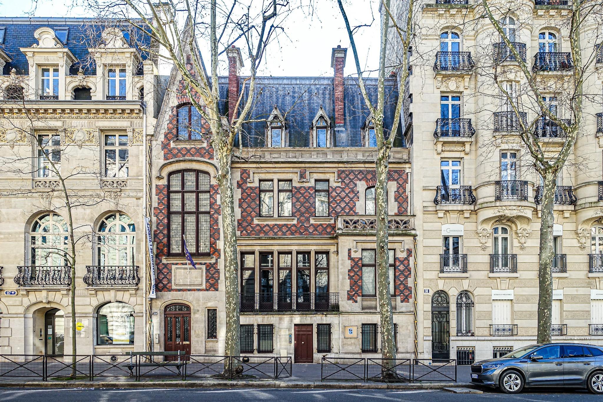 Endettée, la Ville de Paris met un prestigieux hôtel particulier de 600 m2 aux enchères... sur Leboncoin