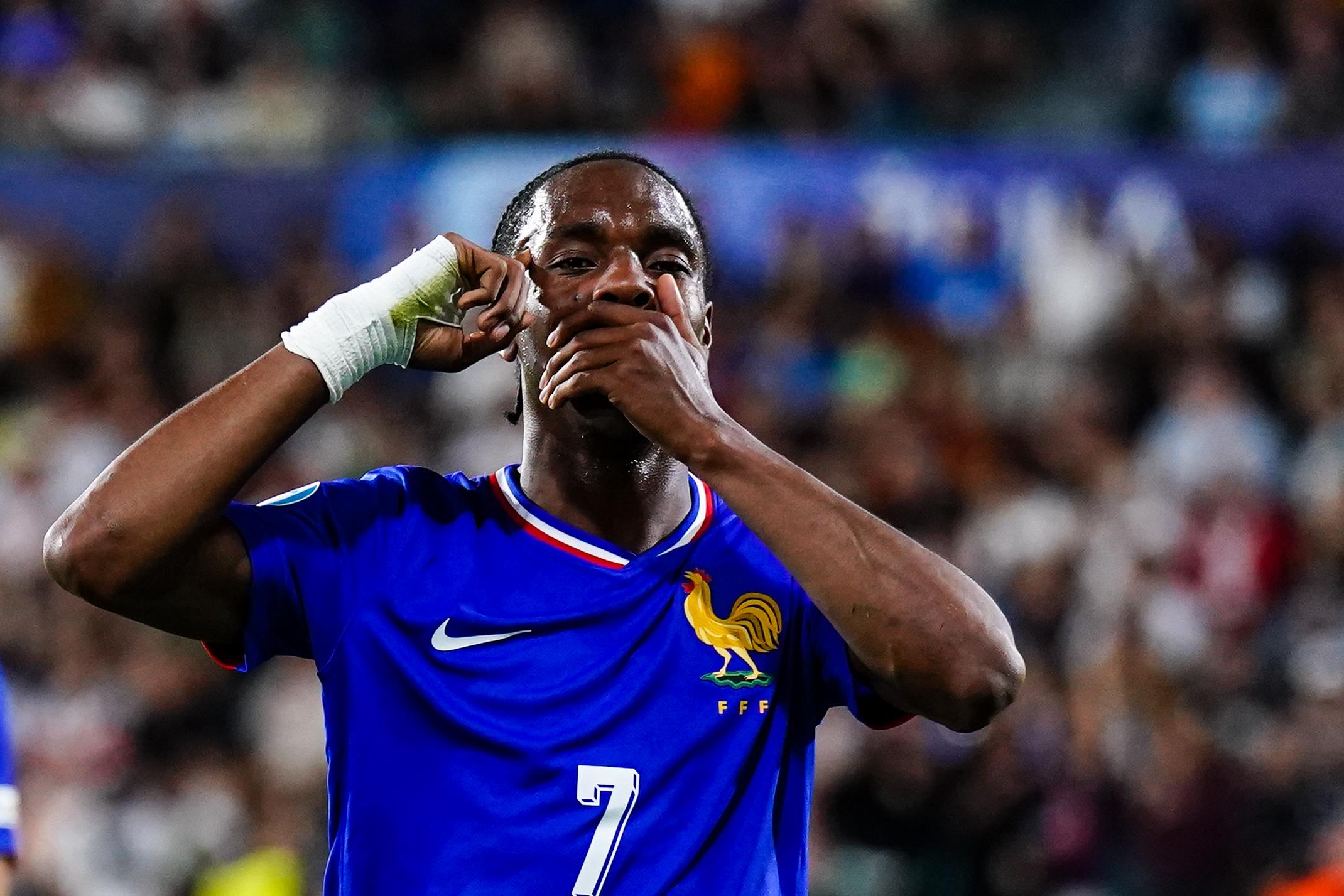 EN DIRECT - France-Pologne U21 : les Bleuets à une marche d'une qualification en quart de finale