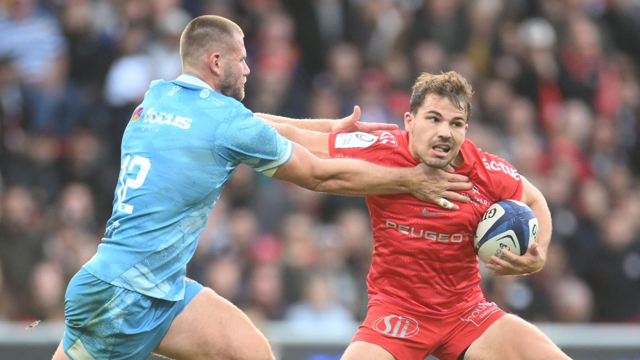 Rugby, Champions Cup : en vidéo, le résumé de la victoire arrachée à 14 par Antoine Dupont et Toulouse face à Exeter