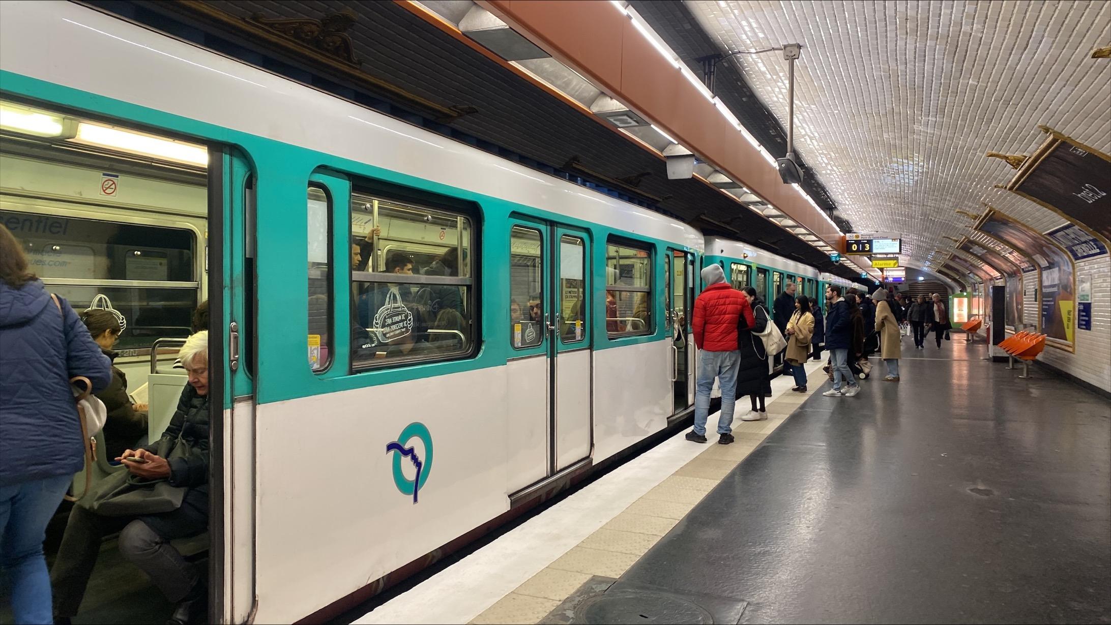 La ligne 10 du métro parisien fermée «temporairement» au printemps pour se préparer à l’arrivée de nouvelles rames