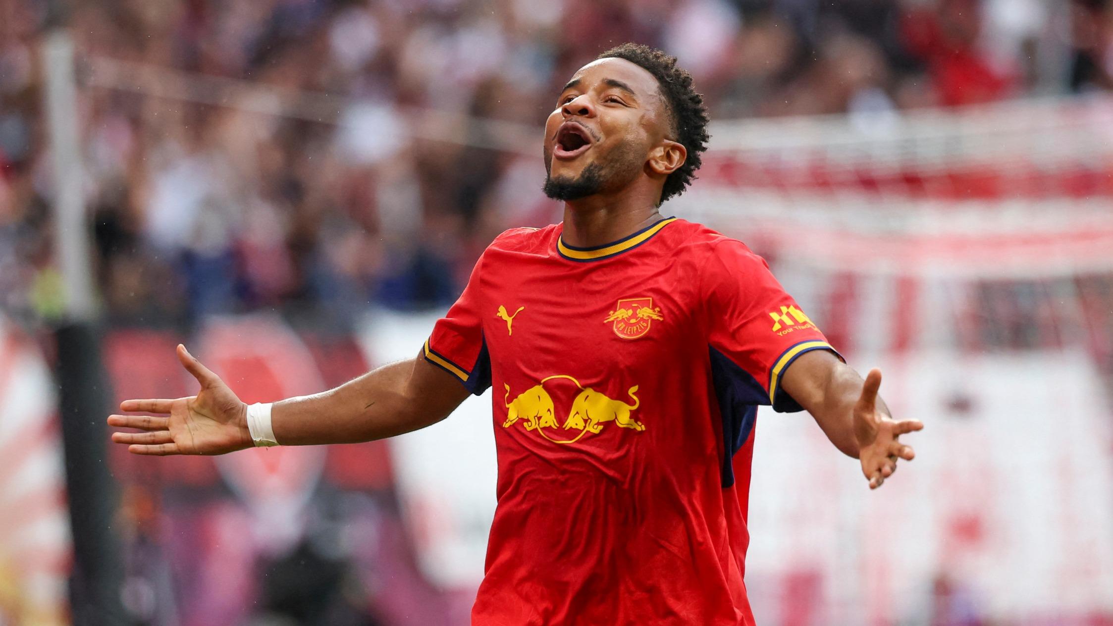 Bundesliga : Nkunku inscrit son premier but avec Leipzig, qui redresse la barre contre Hambourg