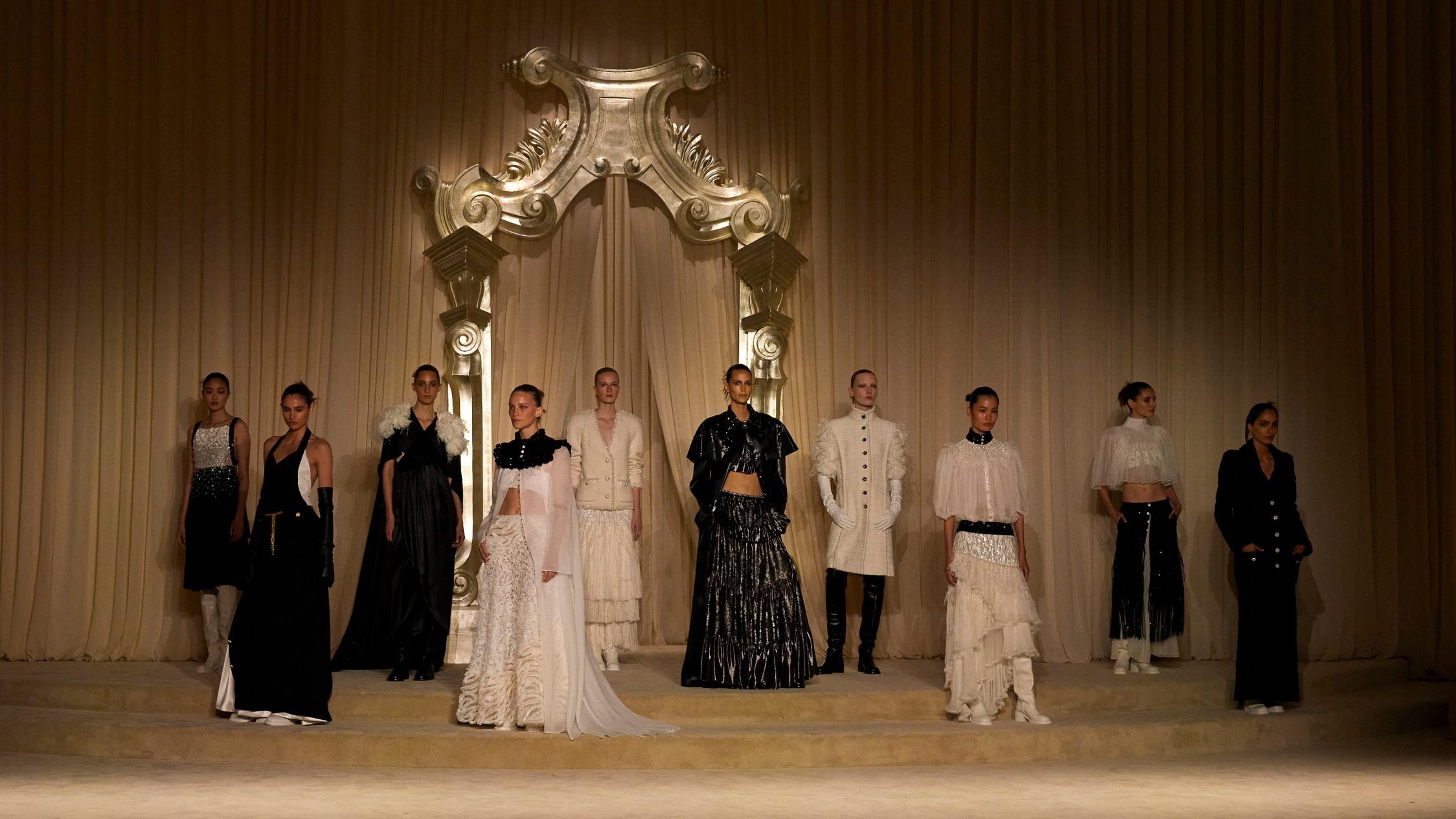 Chanel et Schiaparelli : moments de grâce en haute couture