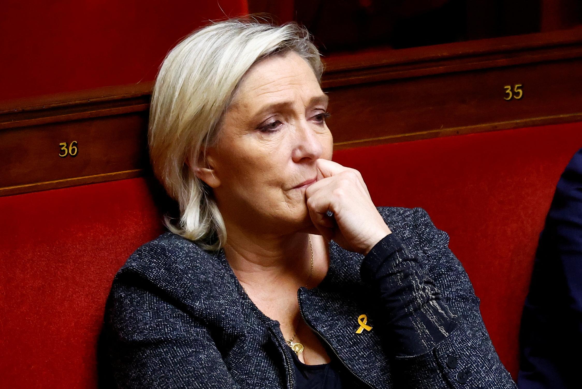 Soupçons d’emplois fictifs du FN : l'heure du premier interrogatoire de Marine Le Pen a sonné