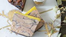 Terrine de foie gras de canard au vin des dieux
