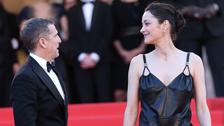 Cotillard, Canet et leur fils, Travolta et sa fille, Casta qui danse... C’était la fièvre du vendredi soir sur les marches de Cannes