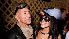 De Jeff Bezos et Lauren Sanchez façon Mad Max à Leonardo DiCaprio en gorille : en imagesla soirée d’Halloween la plus folle de Hollywood