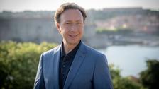 Stéphane Bern : «Le village préféré des Français nous unit » (France 3)